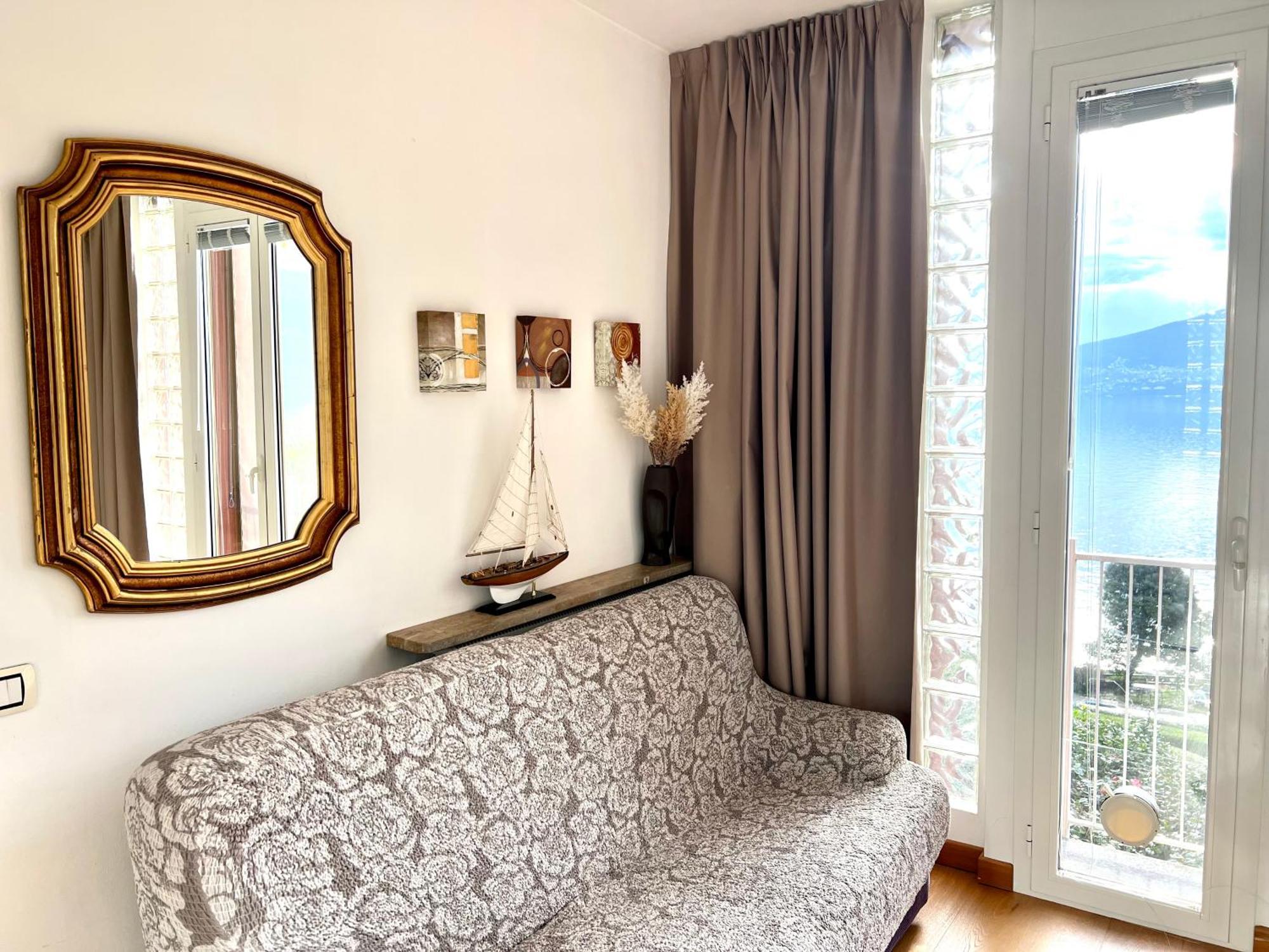 Elizaveta Apartman Oggebio Kültér fotó